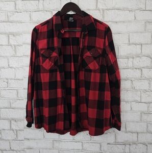 Eddie Bauer flannel button down - fits more like a Medium.